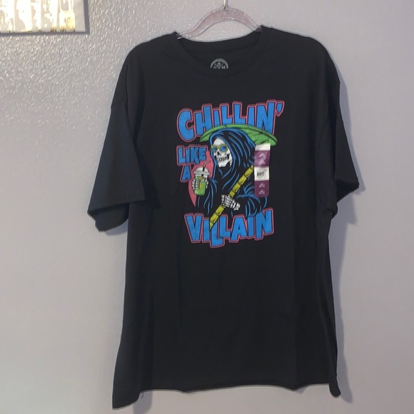 NWT DOM Chillen Like a Villain skeleton short sleeve shirt - Picture 1 of 5